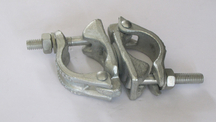 Univerz&aacute;ln&iacute; spojovac&iacute; prvky na lešen&iacute;